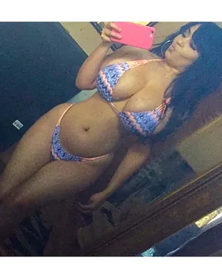 Djamila, 35 ans, beurette à Toussieu