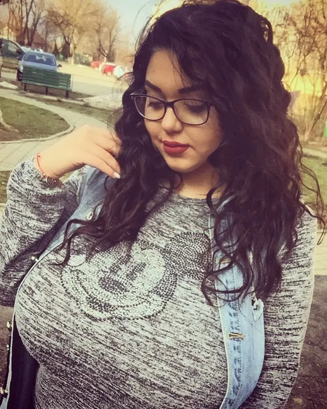 Hanane, 35 ans, beurette à Camoël